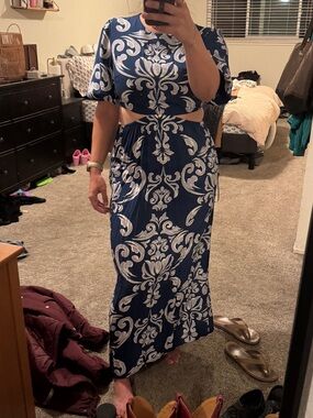 AF Puff sleeve cutout maxi dress